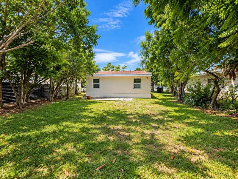 1026 NW 7TH Avenue, Fort Lauderdale FL 33311
