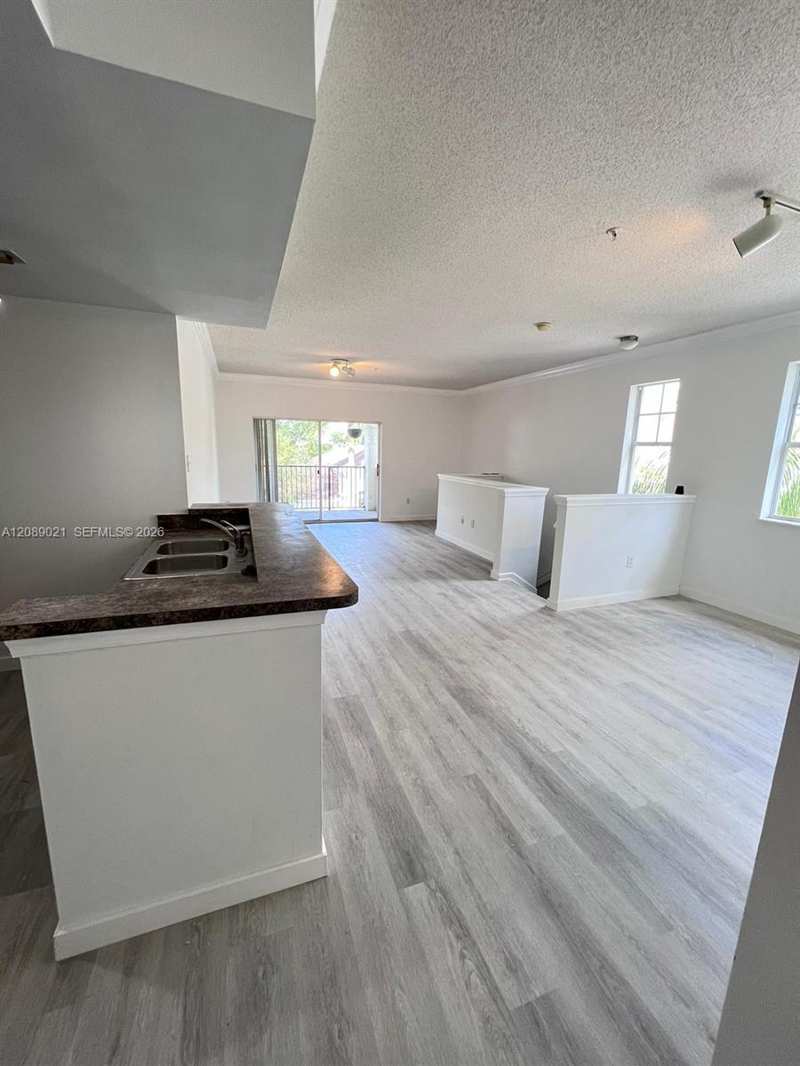 5980 W Sample Rd # 301, Coral Springs FL 33067