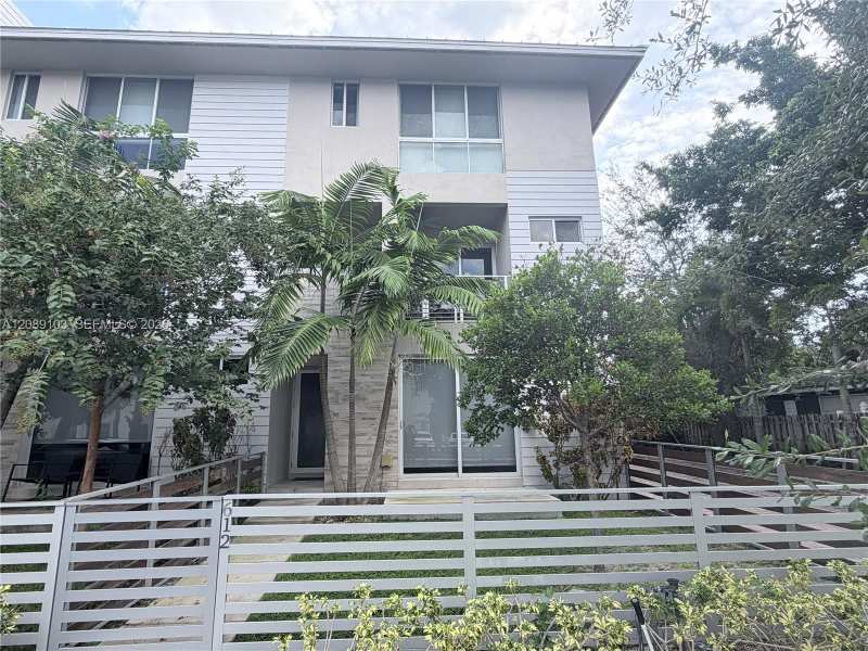 612 NE 12th Ave # 612, Fort Lauderdale FL 33304
