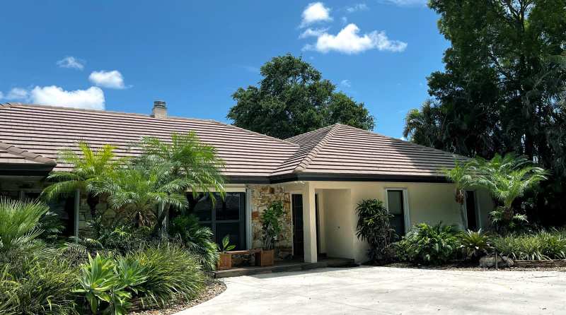 5125 WOODLAND LAKES Drive, Palm Beach Gardens FL 33418