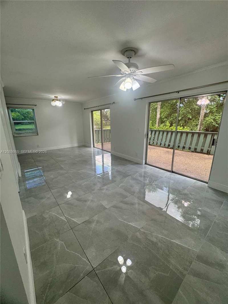 8921 NW 28th Dr # D, Coral Springs FL 33065