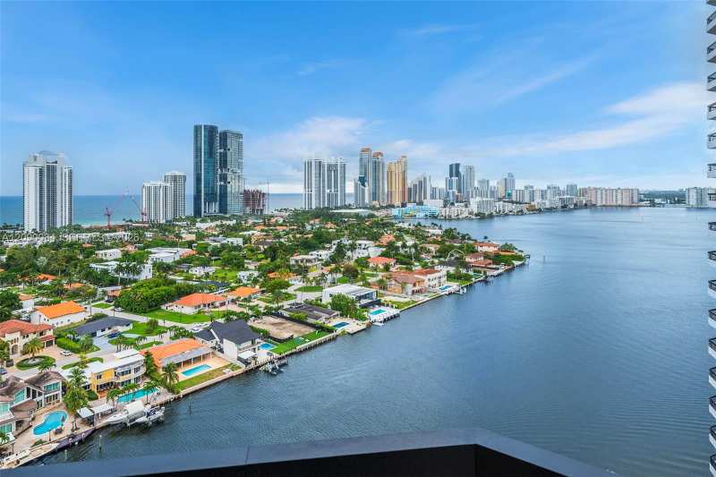 19195 Mystic Pointe Dr # 2406, Aventura FL 33180