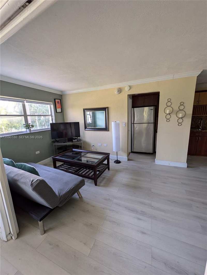 1881 Washington Ave # 3G, Miami Beach FL 33139