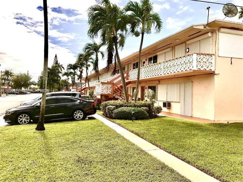 920 SW 11th Ave # 9D, Hallandale Beach FL 33009