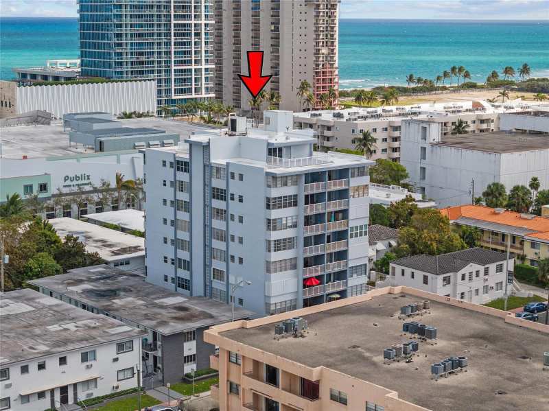 6855 ABBOTT Avenue # 201, Miami Beach FL 33141