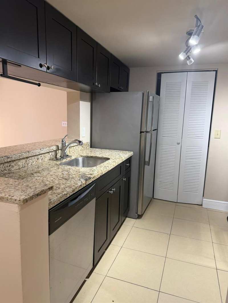 9901 WESTVIEW Drive # 324, Coral Springs FL 33076