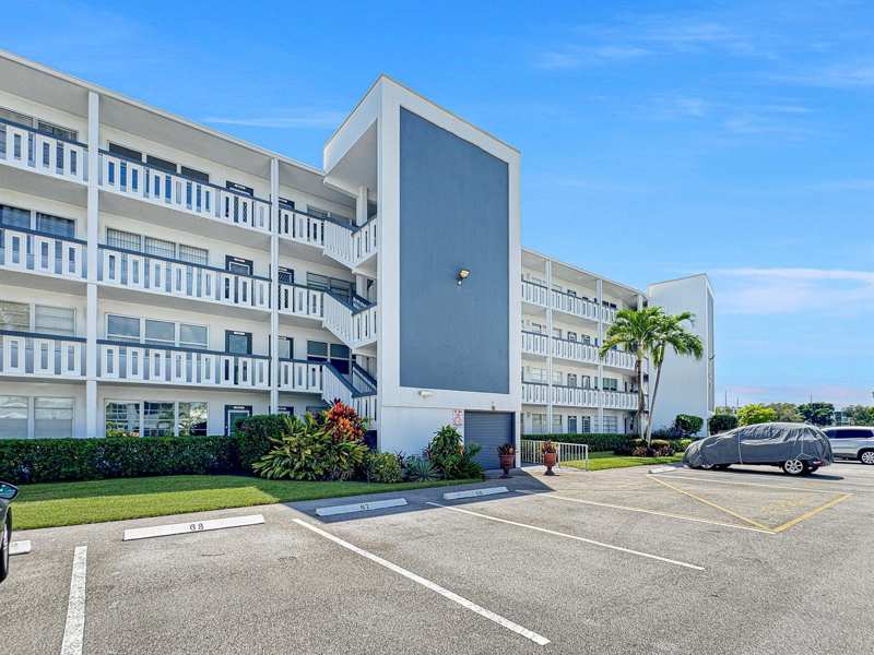 1013 HARWOOD C # 1013, Deerfield Beach FL 33442