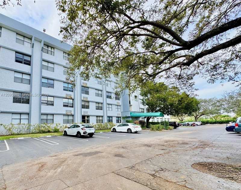 2501 Riverside Dr # A, Coral Springs FL 33065