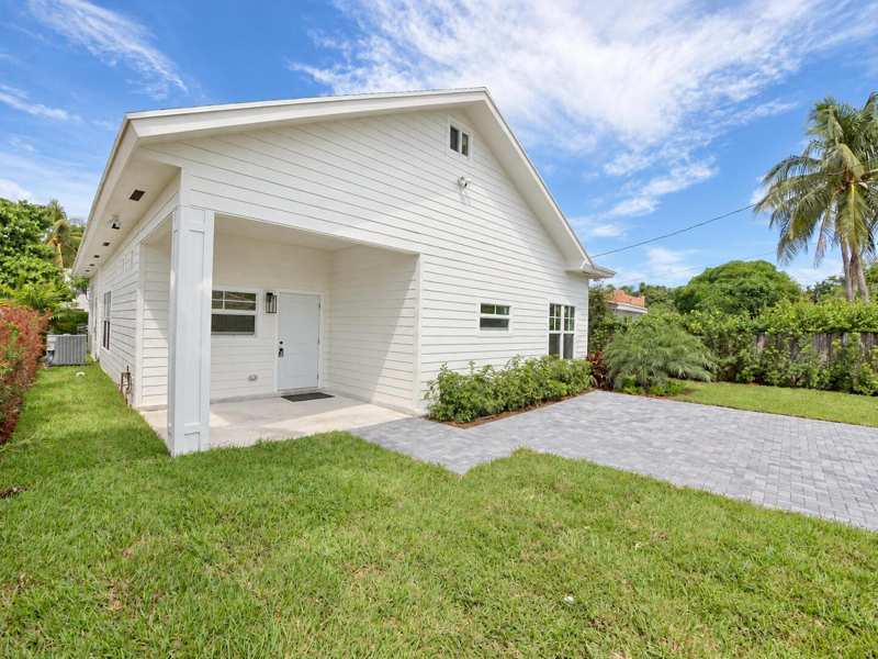 520 38TH Street, West Palm Beach FL 33407