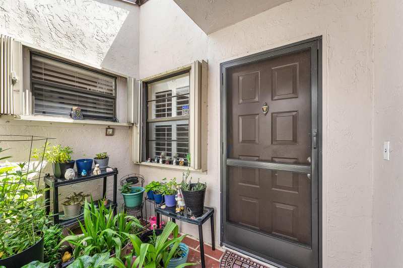 6375 KINGS GATE Circle, Delray Beach FL 33484