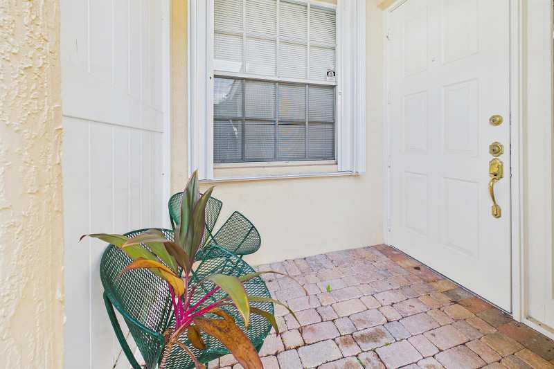 7032 Cataluna Circle, Delray Beach FL 33446
