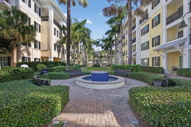 225 S Latitude Circle # 302, Delray Beach FL 33483