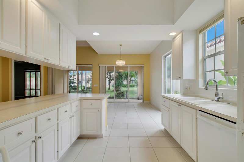 10755 WHARTON Way, Palm Beach Gardens FL 33412