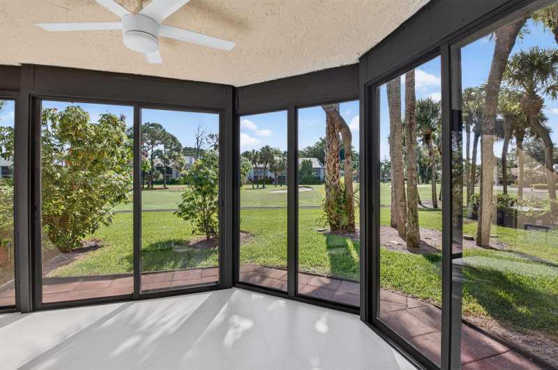 5315 10TH FAIRWAY Drive # 2, Delray Beach FL 33484