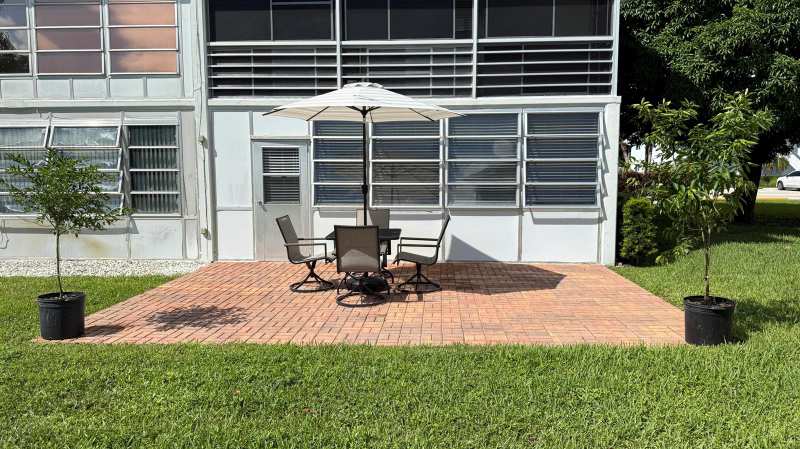 114 OAKRIDGE I # 114, Deerfield Beach FL 33442