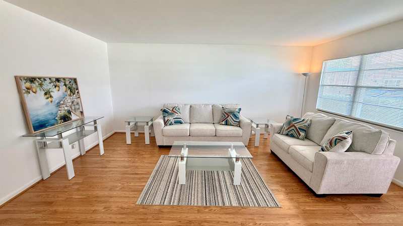 114 OAKRIDGE I # 114, Deerfield Beach FL 33442