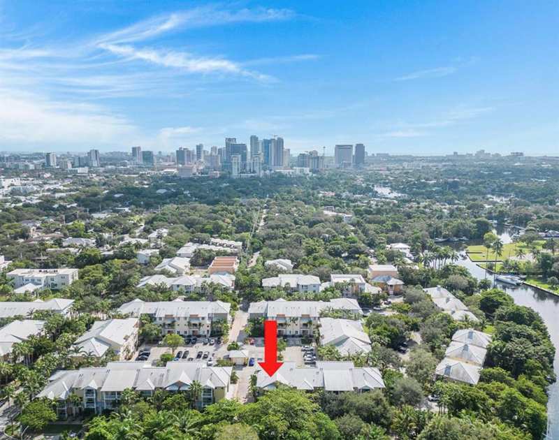 400 SW 14TH Avenue, Fort Lauderdale FL 33312