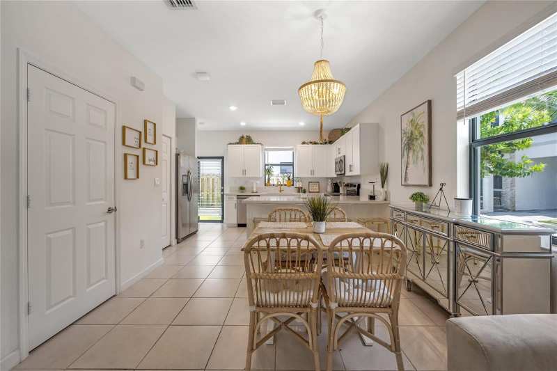 1622 SW 28TH Court, Fort Lauderdale FL 33315
