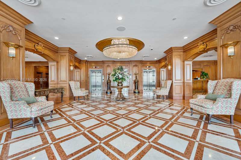 700 Biltmore Way # 814, Coral Gables FL 33134