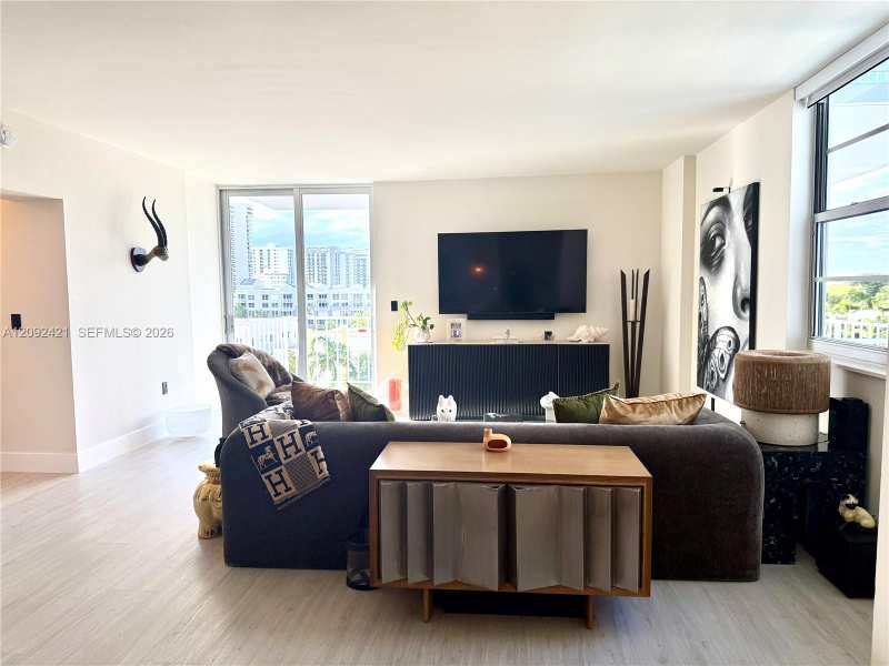2829 Indian Creek Dr # 603, Miami Beach FL 33140
