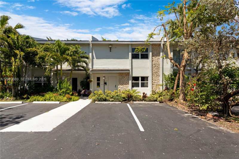 6217 SW 78th St # 2B, South Miami FL 33143