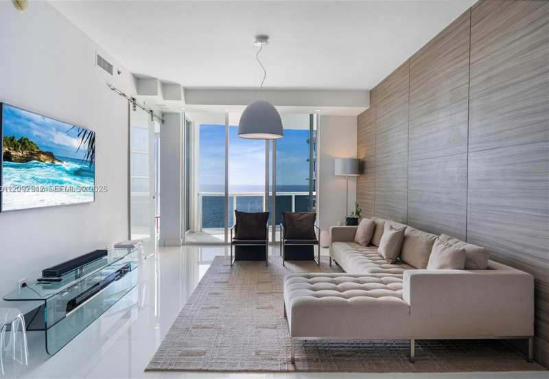 15811 Collins Ave # 2006, Sunny Isles Beach FL 33160