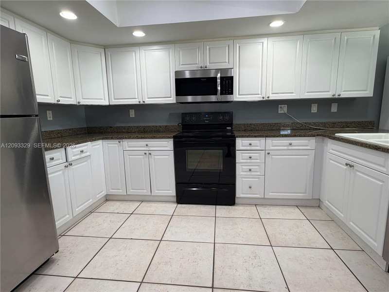 2980 NE 19th Ter # B, Lighthouse Point FL 33064