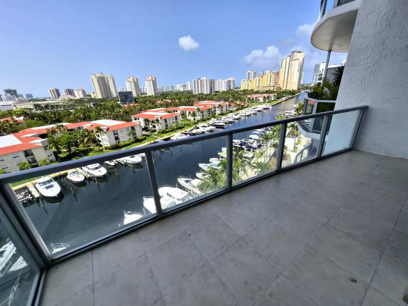 3029 NE 188TH Street # 805, Aventura FL 33180