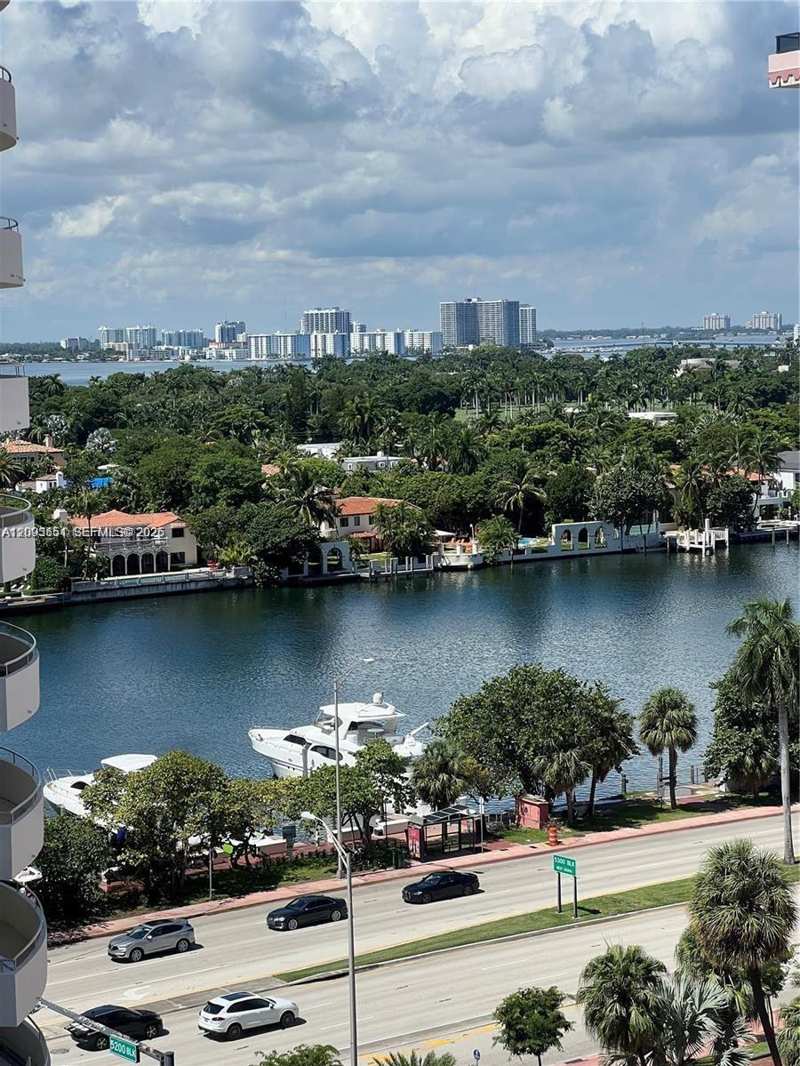5161 Collins Ave # 1211, Miami Beach FL 33140