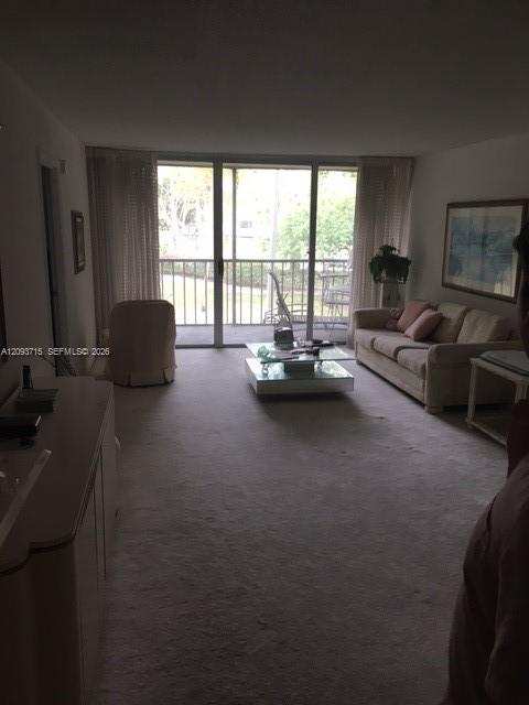 7080 Environ Blvd # 227, Lauderhill FL 33319