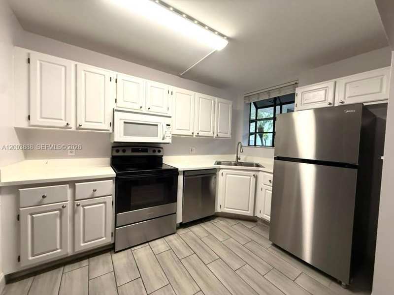 1258 S Military Trl # 813, Deerfield Beach FL 33442