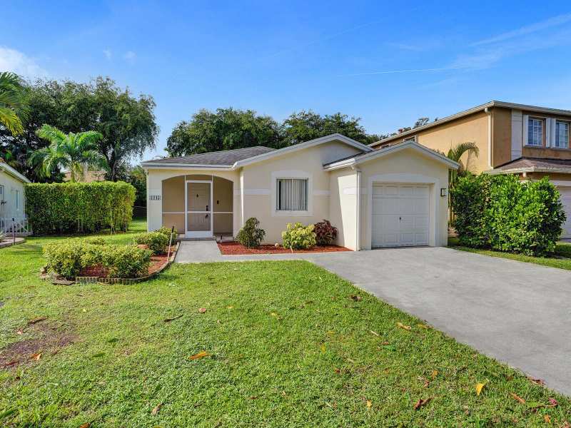 1245 SW 46TH Way, Deerfield Beach FL 33442