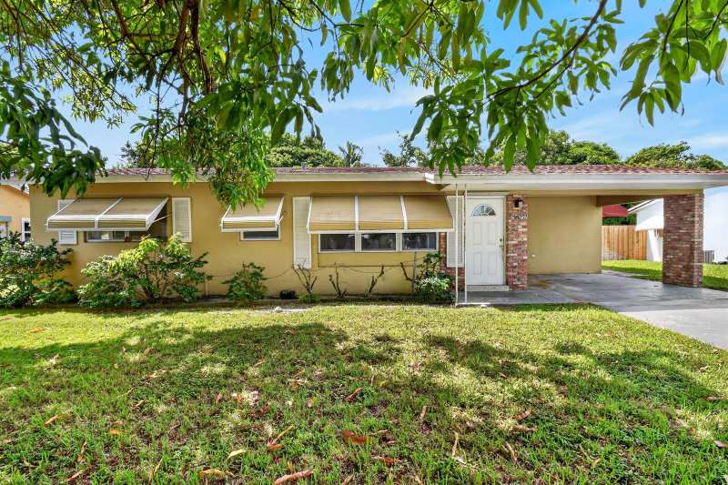 2109 NE 1st Street, Boynton Beach FL 33435