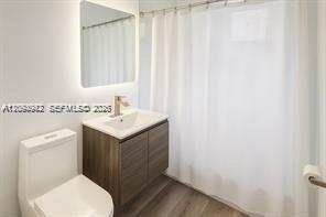 307 SW 15th St, Fort Lauderdale FL 33315