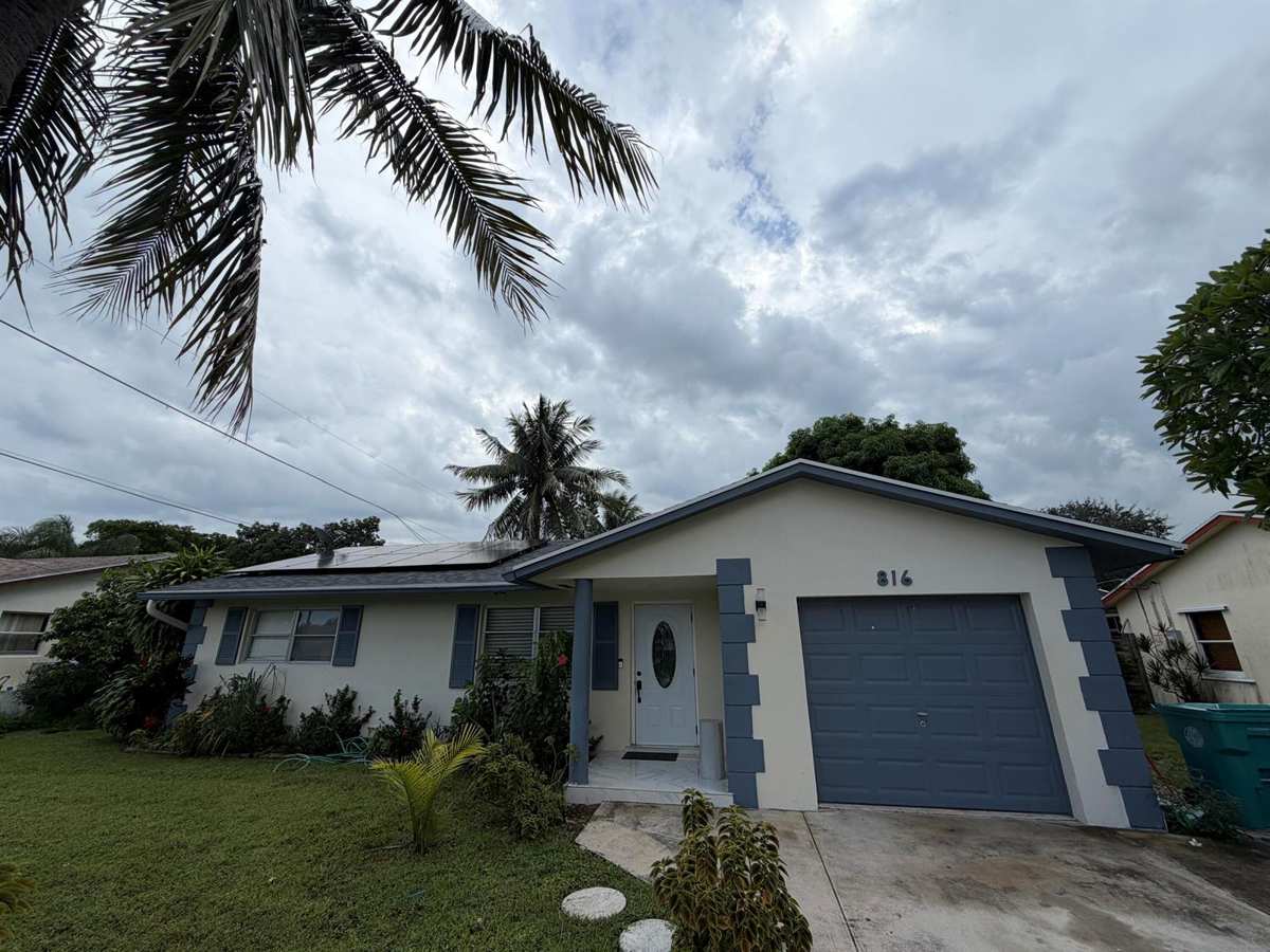 816 NW 8TH Avenue, Boynton Beach FL 33426