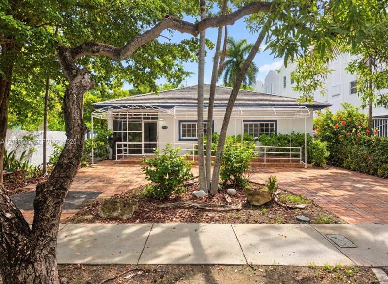 1753 Michigan Ave, Miami Beach FL 33139