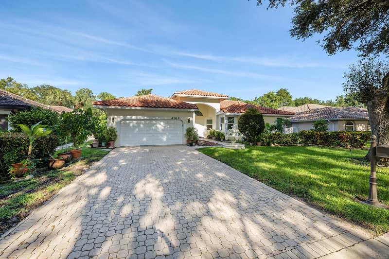 4166 NW 66th Terrace, Coral Springs FL 33067