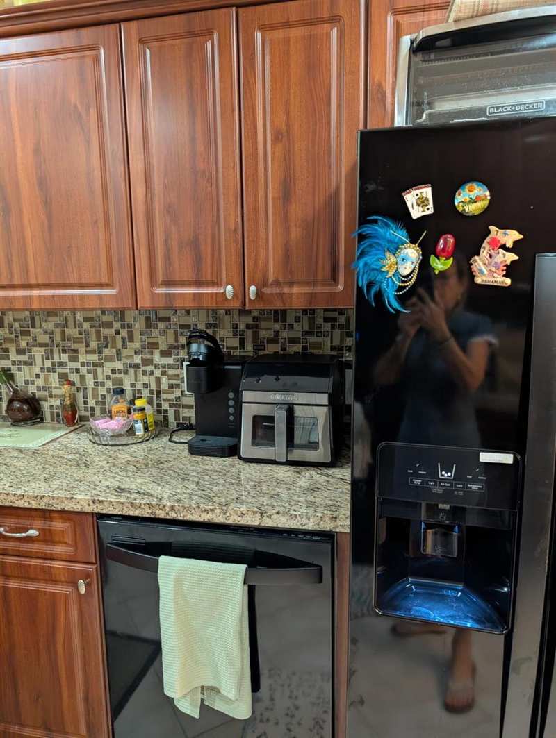 2734 NE 27TH Court # 21, Lighthouse Point FL 33064