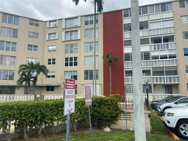 1475 NE 125th Ter # 512A, North Miami FL 33161