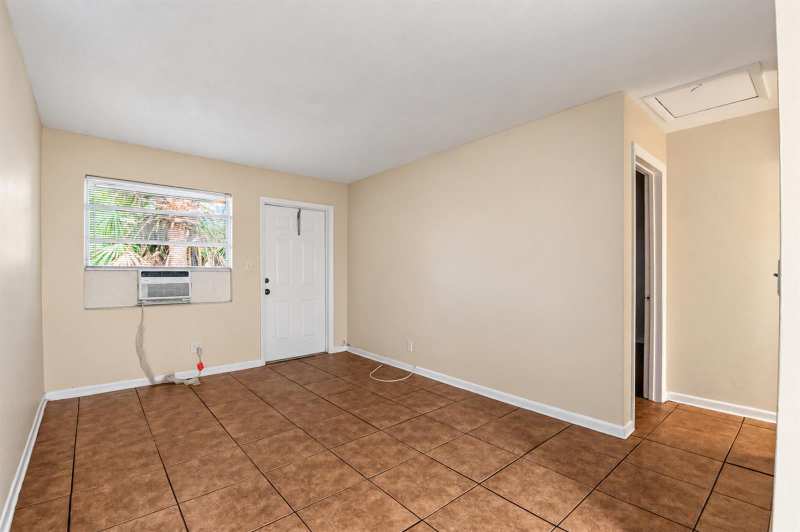 633 10th Street # 3, West Palm Beach FL 33401