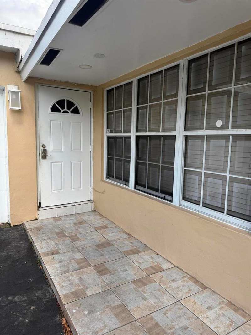 8849 W Long Acre Drive, Miramar FL 33025